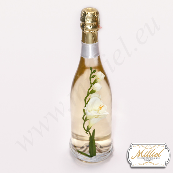 Ritual wedding champagne with white freesia
