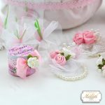 Wedding accessory with Rosa Damascena