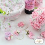 Wedding accessory with Rosa Damascena