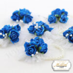 button-bride-kuma-blue-roses