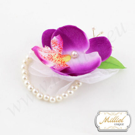 butterfly-kum-bridesmaid-purple-orchid-with-white