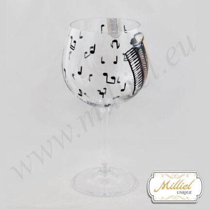 a-cup-of-red-wine-accordon
