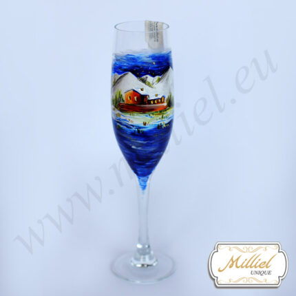 single-glass-for-white-wine-christmas-landscape
