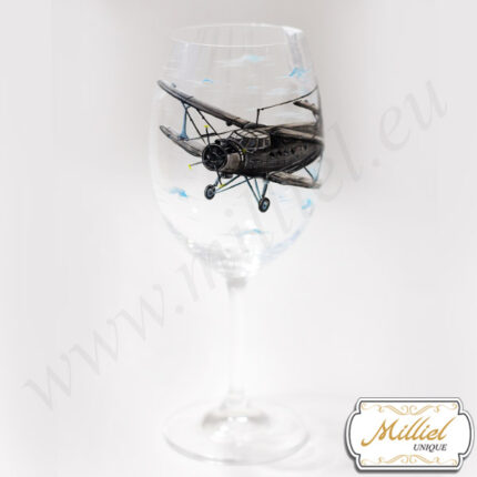 chasha-za-vino-sus-samolet-model-an-2