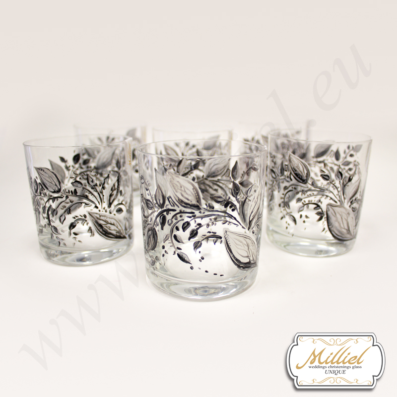 set-chashi-uiski-cherno-beli-lista set-chashi-uiski-cherno-beli-lista